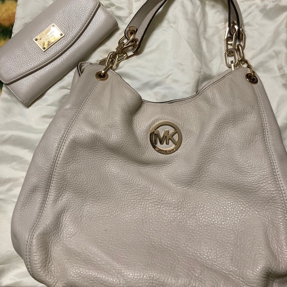 Michael Kors Bag With Matching Wallet - Picture 1 of 4
